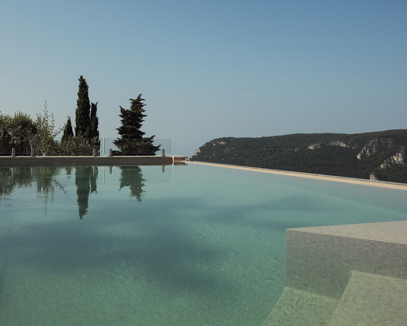 Gli Oleandri apartment at Villa Serena