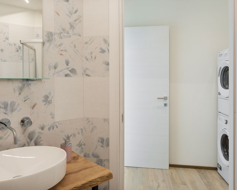 Gli Ulivi apartment at Villa Serena - bathroom