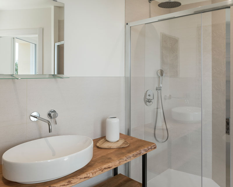 Le Palme apartment at Villa Serena - bathroom