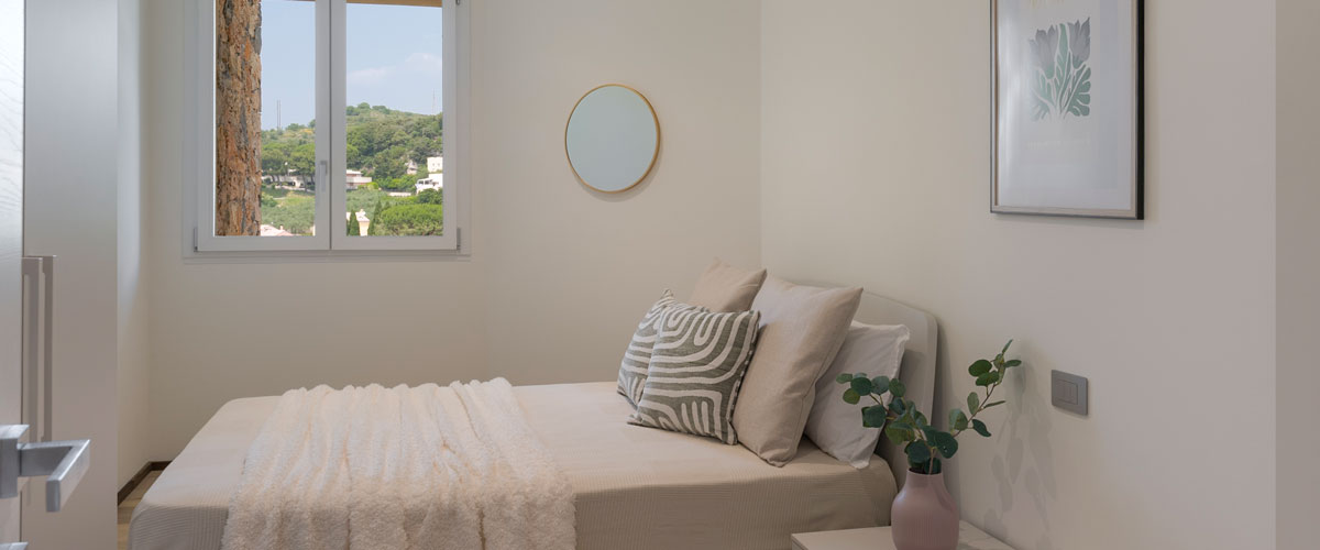 Villa Serena holiday home: bedroom in the Gli Aranci apartment